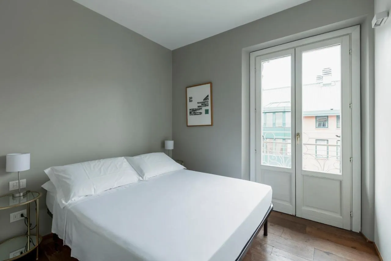 Comfort Suites Garibaldi Milan Apartment