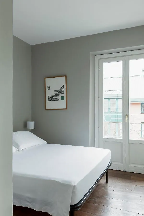 Apartment Comfort Suites Garibaldi Milan