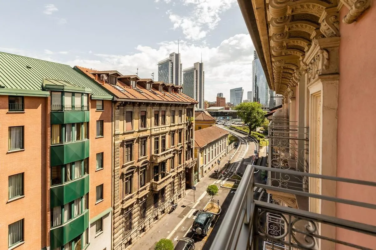 Comfort Suites Garibaldi Milan Apartment