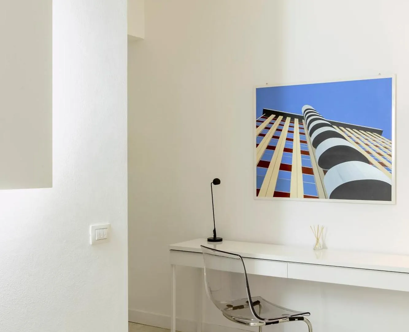 Comfort Suites Garibaldi Milan Apartment